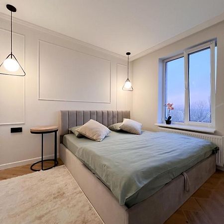 Renthouse Apartments Neoclassic Kiszyniów Zewnętrze zdjęcie