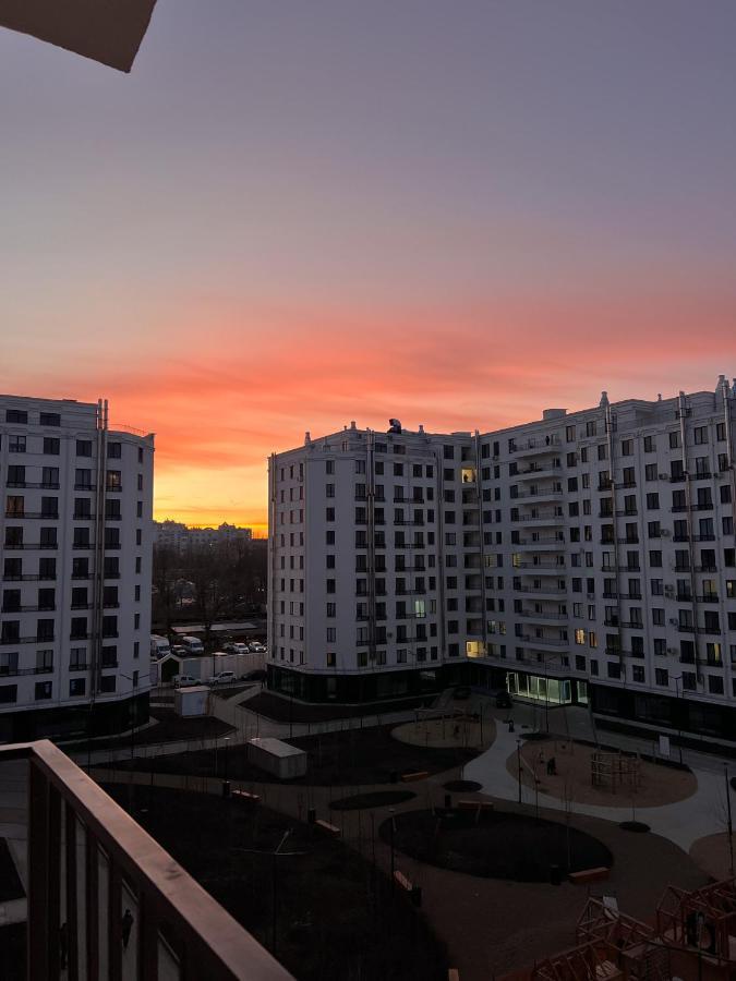 Renthouse Apartments Neoclassic Kiszyniów Zewnętrze zdjęcie